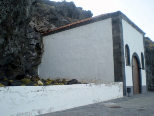 Grotta di Achbinicó e cappella di san Blas a Candelária.jpg