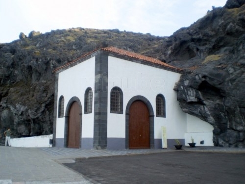 Grotta di Achbinicó e cappella di san Blas a Candelária2.jpg